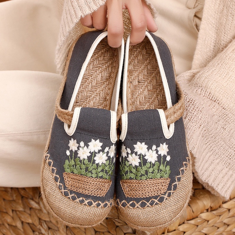 Veowalk Flowers Embroidered Wo - Sneaker Vegan บทวิจารณ์และราคา